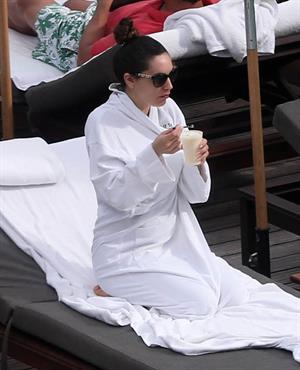 Kelly Brook bikini candids by the pool in Miami 2/1/13 