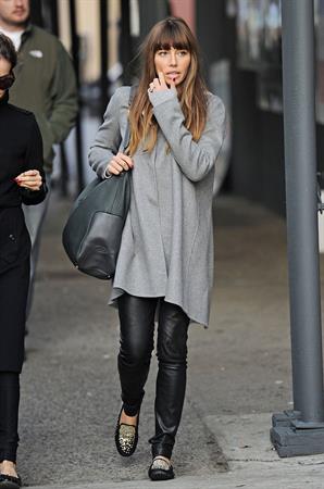 Jessica Biel Running errands in New York (November 18, 2012) 
