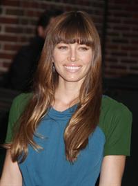 Jessica Biel Arrives for The Late Show With David Letterman in New York City (November 19, 2012) 