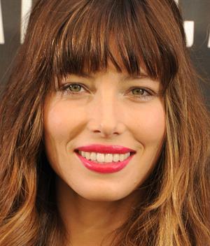 Jessica Biel poses at the Total Recall - Los Angeles Photo Call on July 28, 2012 in Beverly Hills, California