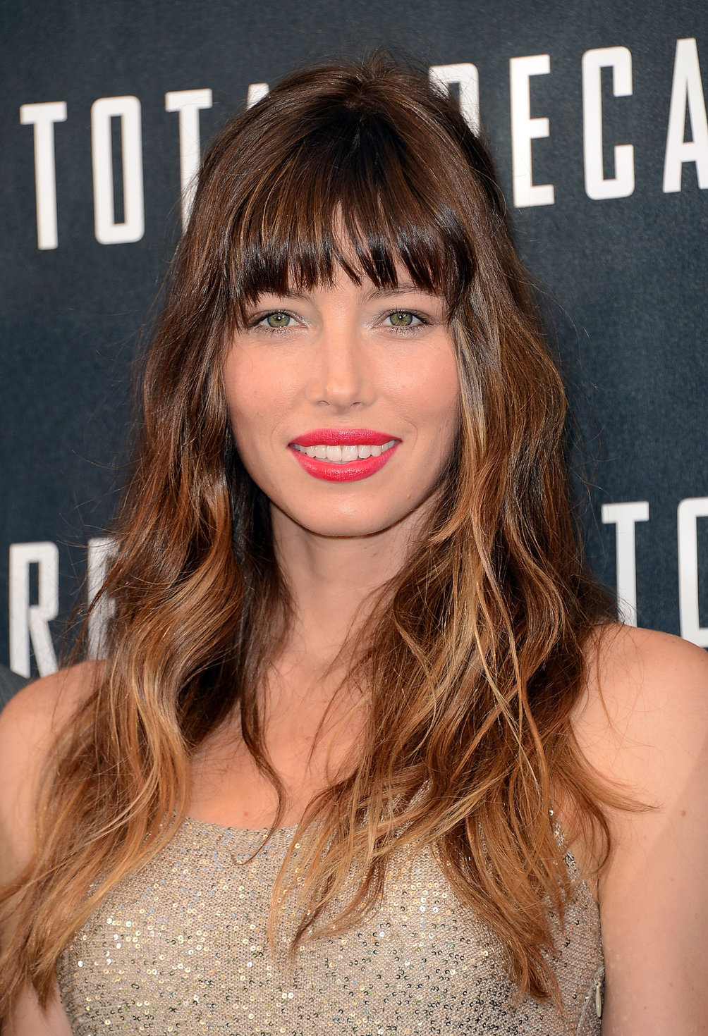 Jessica Biel poses at the Total Recall - Los Angeles Photo Call on July 28, 2012 in Beverly Hills, California