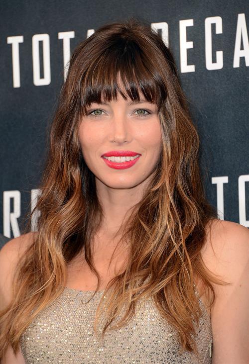 Jessica Biel poses at the Total Recall - Los Angeles Photo Call on July 28, 2012 in Beverly Hills, California