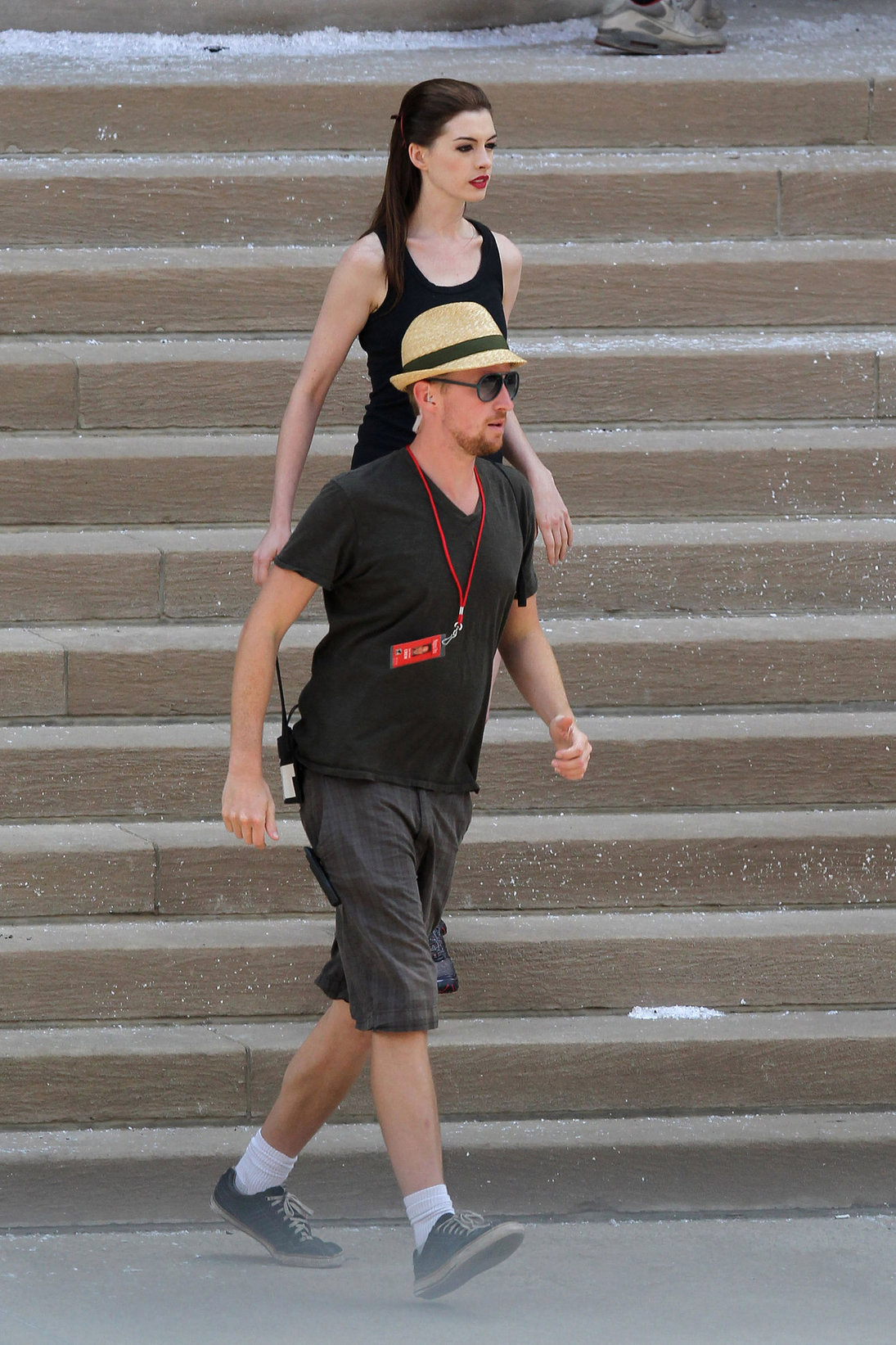 Anne Hathaway set of the Dark Knight Rises in Pittsburgh 4-8-2011