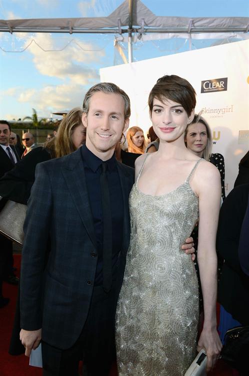Anne Hathaway attends the Critics' Choice Movie Awards 2013 with Skinnygirl Cocktails at Barkar Hangar