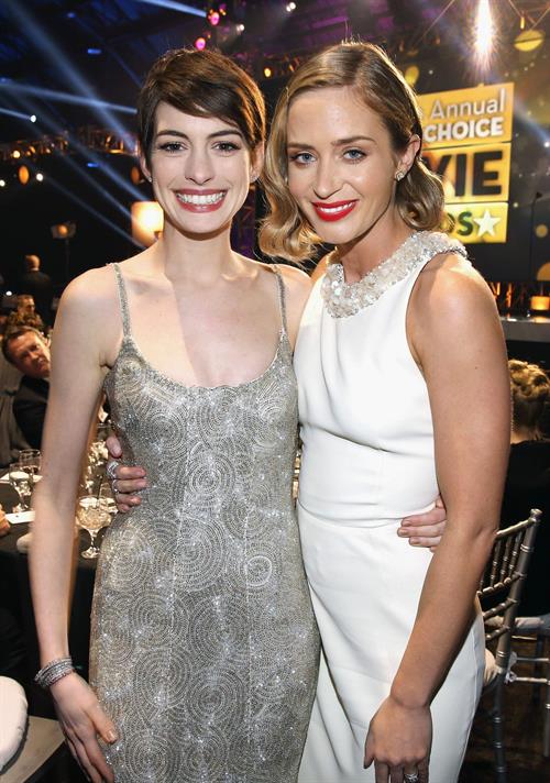 Anne Hathaway attends the Critics' Choice Movie Awards 2013 with Skinnygirl Cocktails at Barkar Hangar
