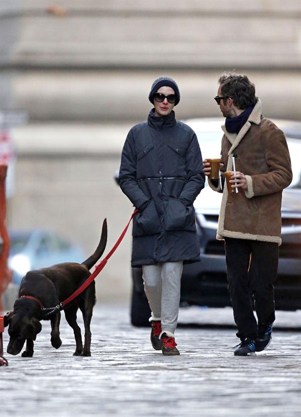 Anne Hathaway - out for a walk in NYC 1/8/13  