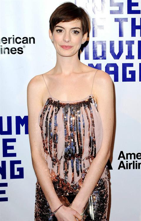 Anne Hathaway Attended the Museum of the Moving Image 27th Annual Black Tie Salute in New York Dec 11, 2012