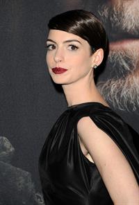 Anne Hathaway Les Miserables NY Premiere December 10-2012 