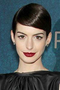Anne Hathaway Les Miserables NY Premiere December 10-2012 