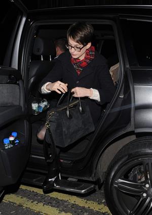 Anne Hathaway leaving her hotel and heading to the Empire Cinema Theatre in London - December 4, 2012