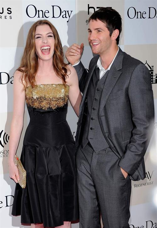 Anne Hathaway One Day Premiere in New York 8/8/2011 