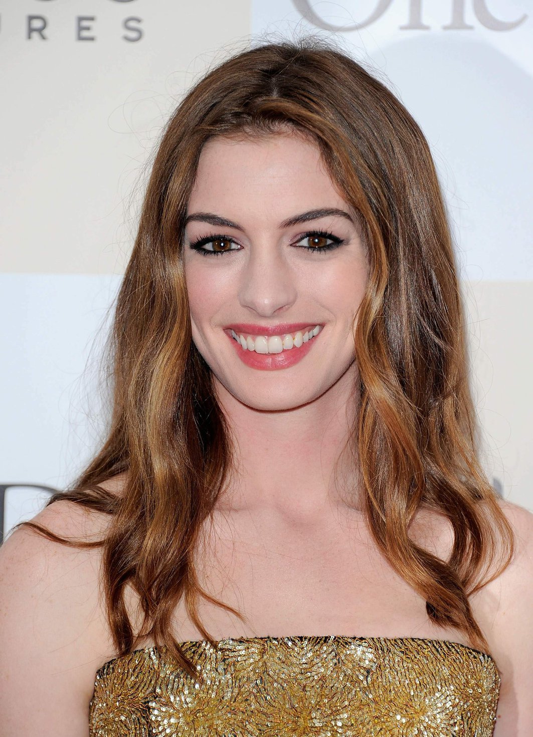 Anne Hathaway One Day Premiere in New York 8/8/2011 