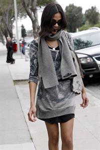 Zoe Saldana out & about in Los Angeles - March 5, 2010   