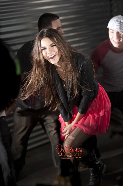 Victoria Justice fst 'Freak the Freak Out' music video set stills 2010 