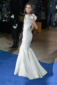 Zoe Saldana at  Avatar  World Premiere in London 10-12-2009