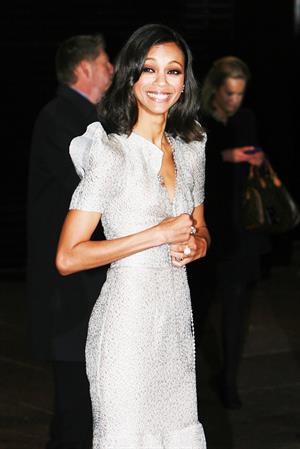 Zoe Saldana at  Avatar  World Premiere in London 10-12-2009