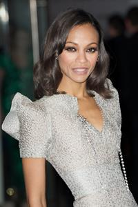 Zoe Saldana at  Avatar  World Premiere in London 10-12-2009