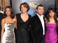 Zoe Saldana ''Avatar'' Premiere in Los Angeles December 16, 2009   