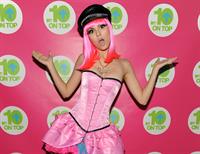 Victoria Justice set of 10 on Top 10/24/12 