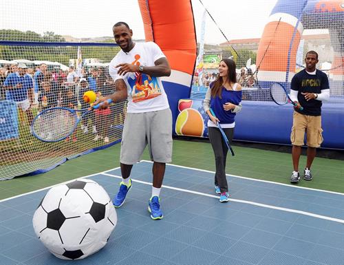 Victoria Justice Worldwide Day of Play event in Washington DC 9/24/11 