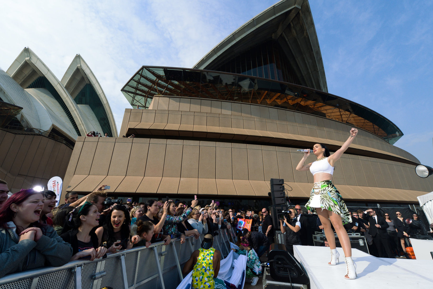 Katy Perry Pictures. Katy Perry – “Sunrise” performance in Sydney 10/29/13