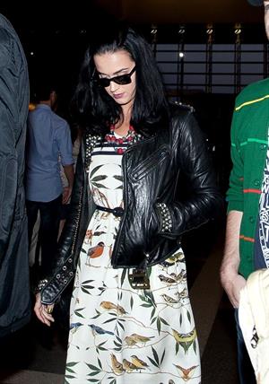 Katy Perry Prepares to depart Los Angeles