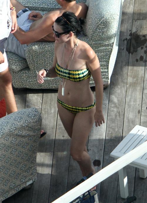 Katy Perry - In a bikini at a hotel pool in Miami July 27, 2012