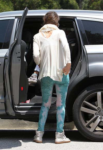 Jessica Alba a park in Beverly Hills 12-5-2012