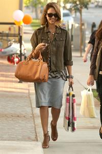 Jessica Alba at Bel Bambini in West Hollywood January 19, 2011 