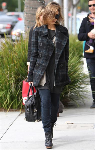 Jessica Alba out for breakfast in Beverly Hills on December 26 