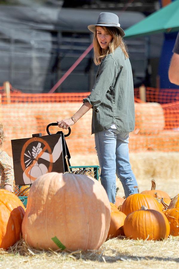 Jessica Alba – at Mr Bones Pumpkin Patch 10/12/13  