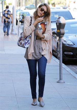 Jessica Alba – Candids in Beverly Hills 11/5/13