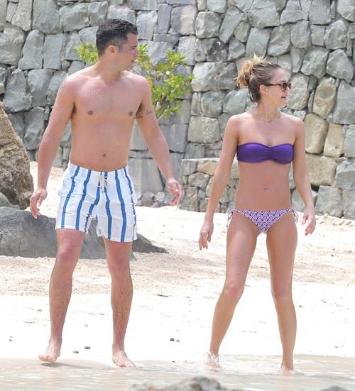 Jessica Alba on vacation in St Barts April 7-2013