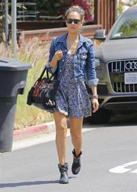 Jessica Alba heads to a private home in Santa Monica on May 31, 2013