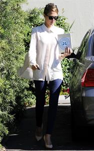 Jessica Alba Arriving at her office in Santa Monica - October 23, 2012 