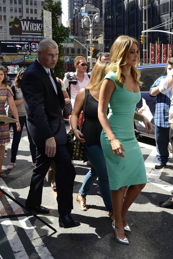 Jessica Alba -  On the set of Extra in New York September 12, 2012 