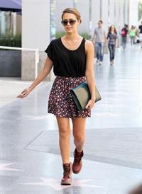 Jessica Alba - Heading to a meeting, Hollywood - August 19, 2012 