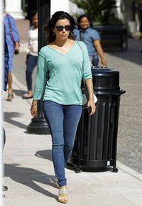 Eva Longoria Goes shoe shopping in Beverly Hills (May 23, 2013) 