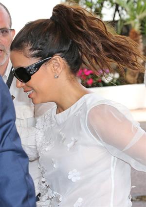 Eva Longoria - Arrives in Cannes (16.05.2013) 