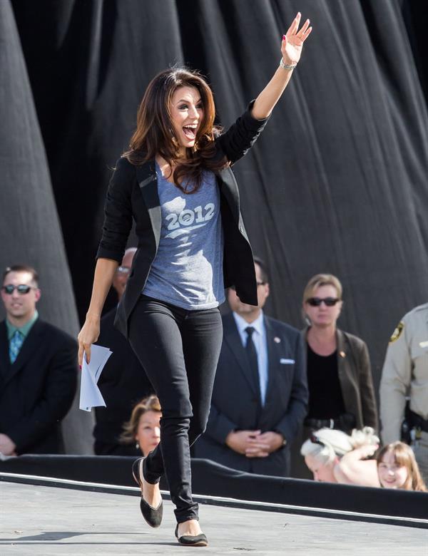 Eva Longoria Obama Campaigns In Nevada in Las Vegas - November 1, 2012