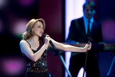 Kylie Minogue Ein Herz Fuer Kinder Gala 2012 - Show - Berlin,Germany - December 15 2012 