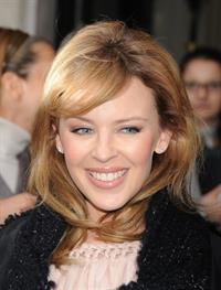 Kylie Minogue Leaving the Four Seasons hotel in Paris - October 29, 2012