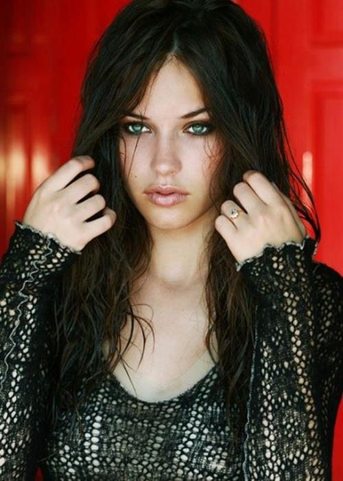 Alexis Knapp