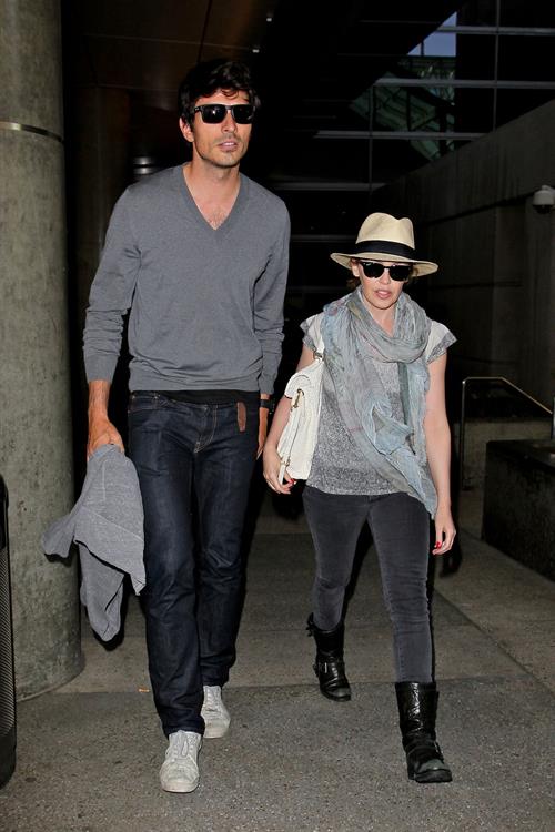 Kylie Minogue - LAX Airport in LA - June 9, 2012