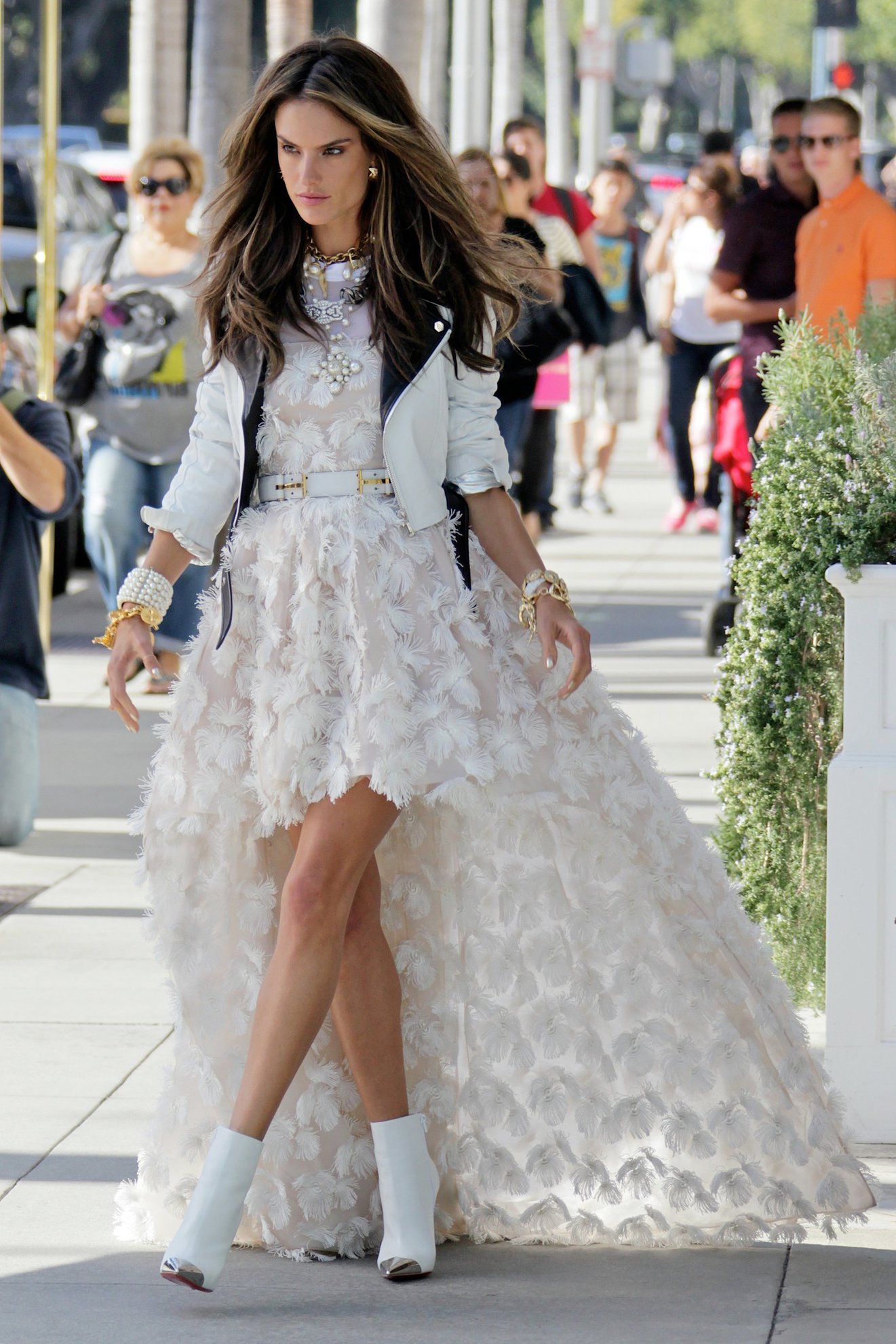 Alessandra Ambrosio Pictures Alessandra Ambrosio –shoot set in Beverly Hills 10/12/13