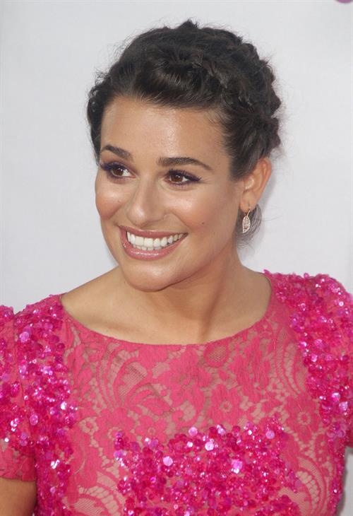 Lea Michele in pink at the 39th Annual People's Choice Awards in Los Angeles on Jan 9, 2013 