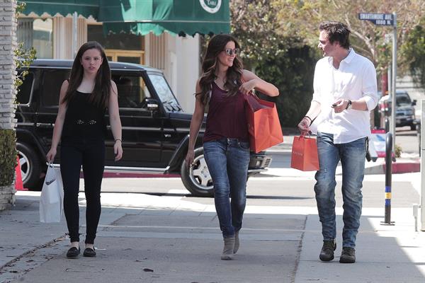 Kate Beckinsale and family - shopping in Pacific Palisades June 23-2013 