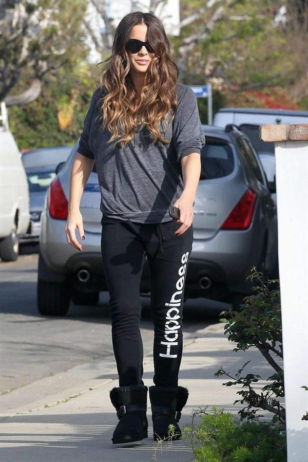 Kate Beckinsale Spotted at a friends house in Pacific Palisades March 32013 