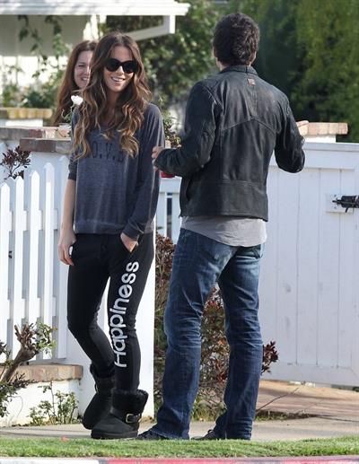 Kate Beckinsale Spotted at a friends house in Pacific Palisades March 32013 