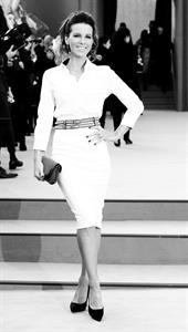 Kate Beckinsale Burberry Prorsum show at London Fashion Week 2/18/13 